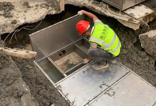 上海宝山油水分离器安装