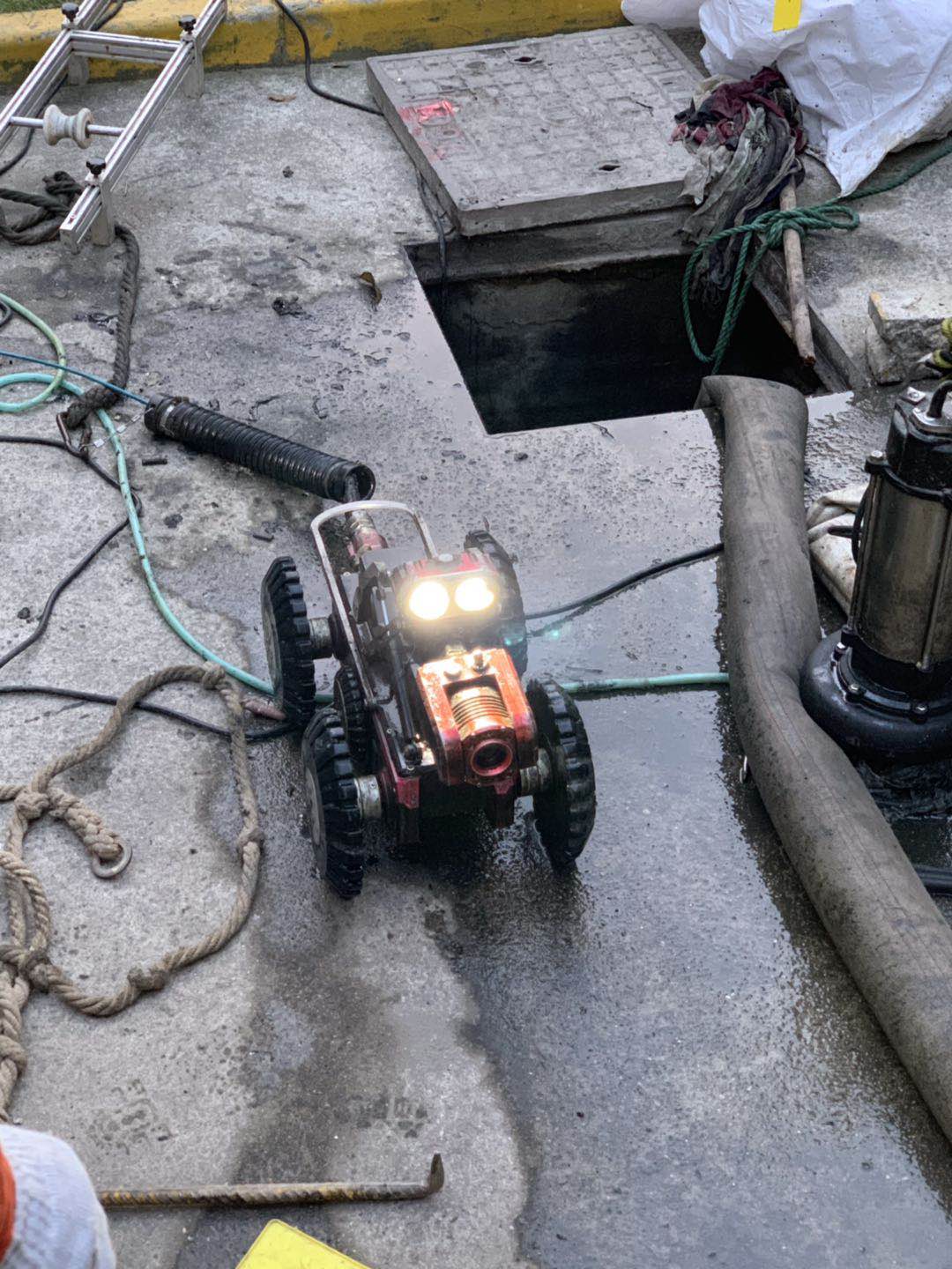 管道CCTV检测机器人