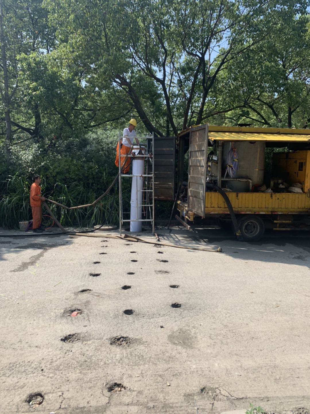 水翻非开挖修复锅炉车