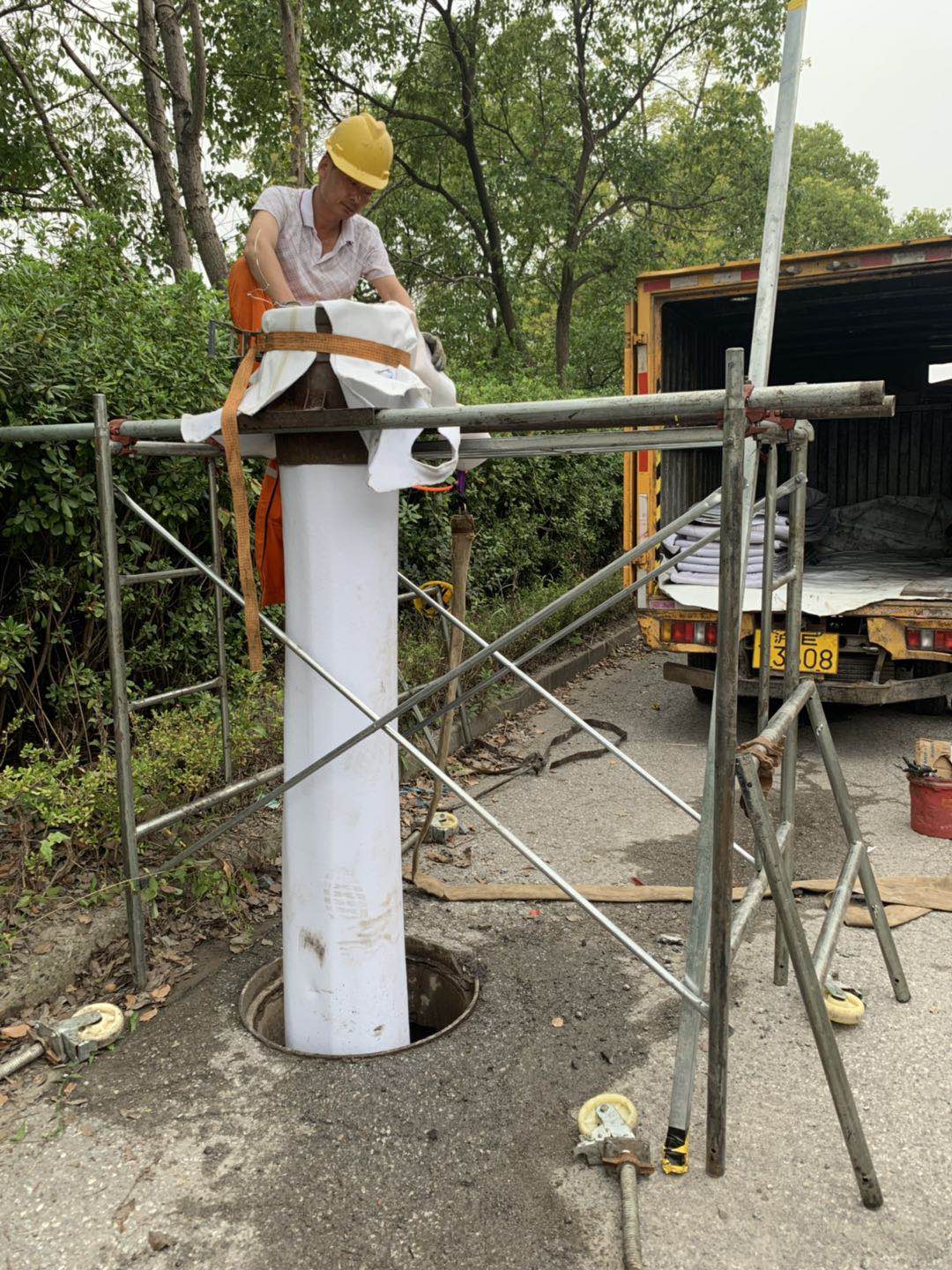 水翻非开挖修复锅炉车